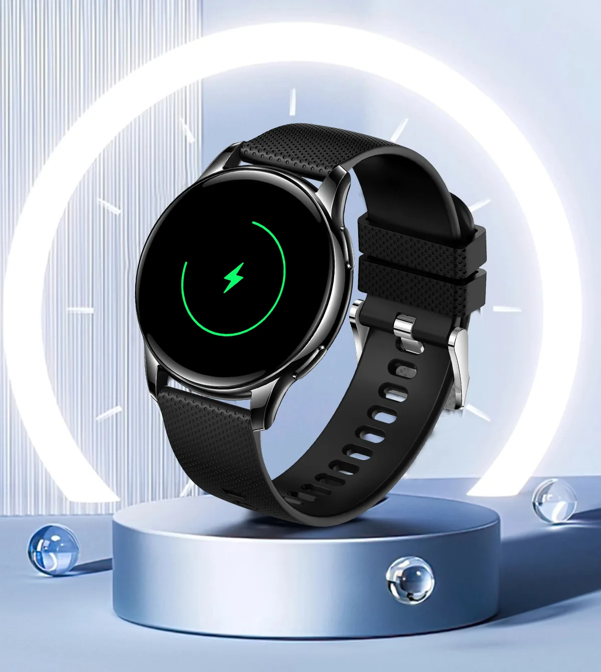Grace Smartwatch beim Aufladen mit dem Ladekabel